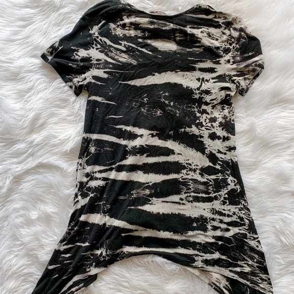 TIE DYE ASYMMETRIC T SIZE S - Picture 2 of 3